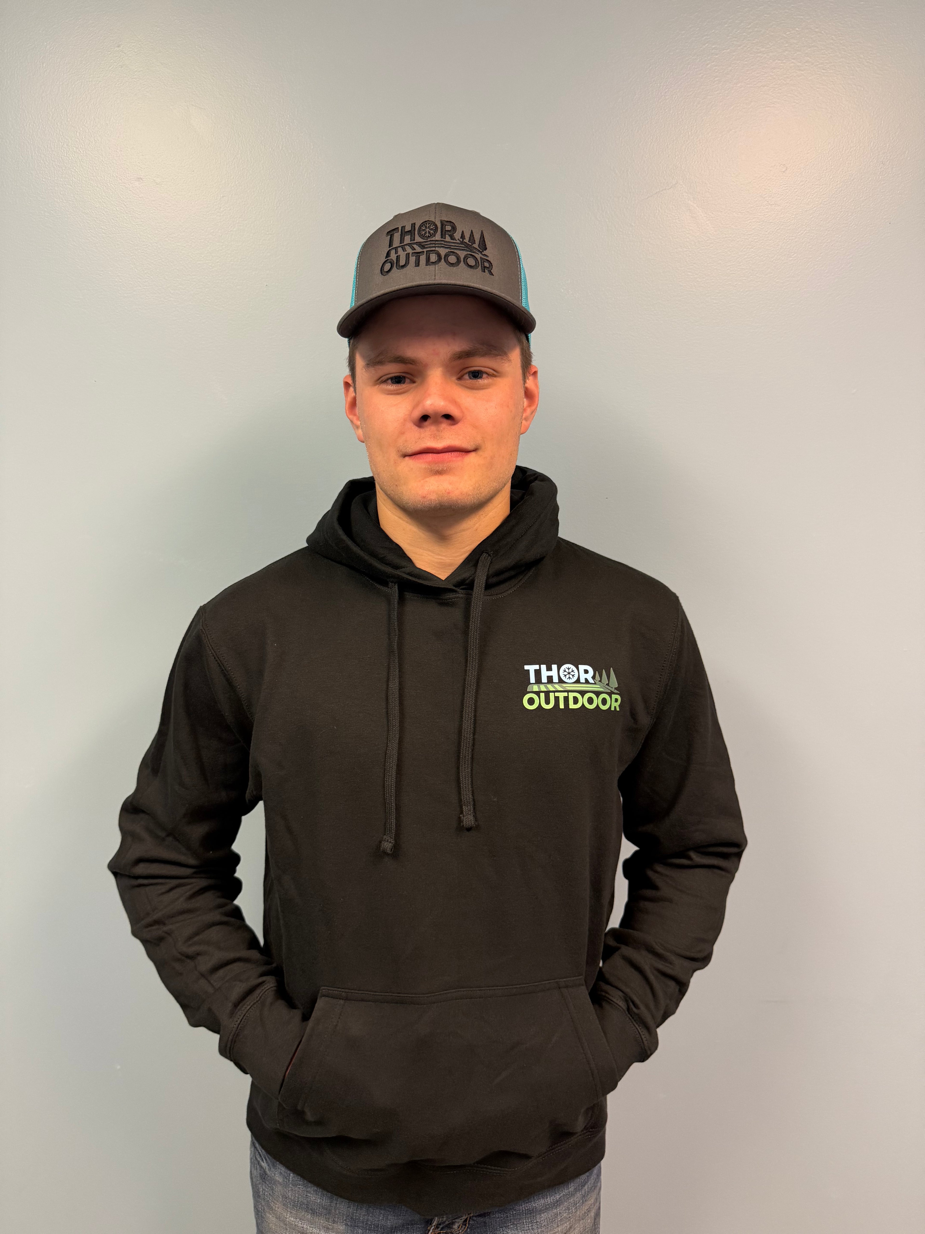 Thor Outdoor Essential Hoodie – Black